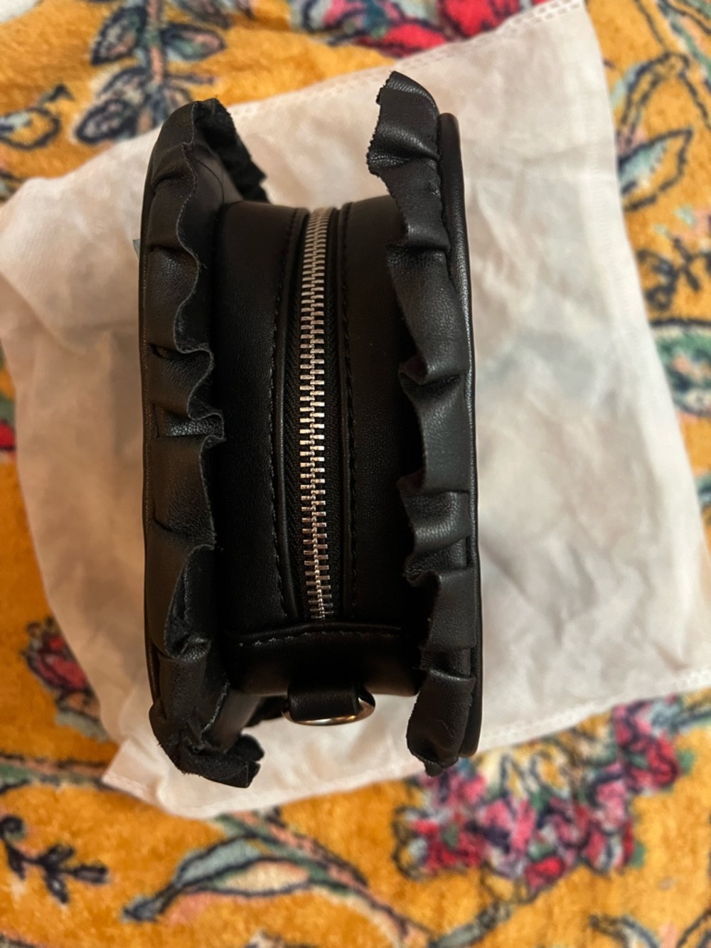 Killstar Black Gothic Moon & Pentagram Bow Crossbody Bag - Picture 3 of 3